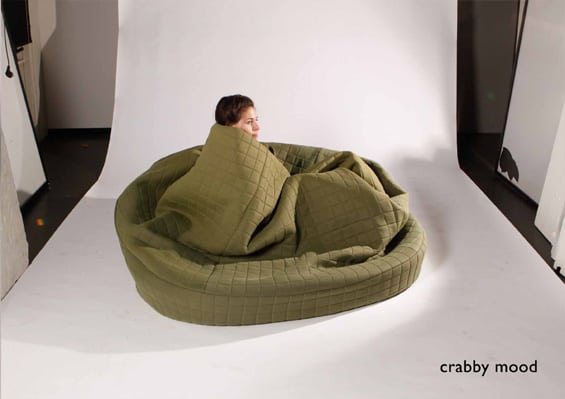 Sofa that literally surrounds you   DesignRulz.com
