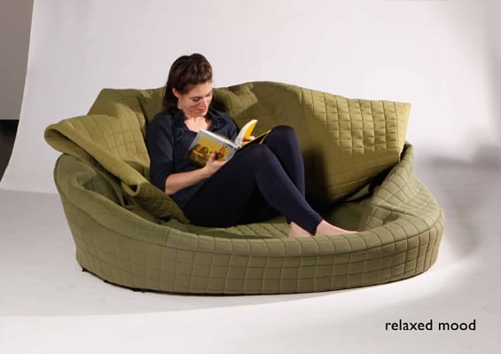 Sofa that literally surrounds you   DesignRulz.com