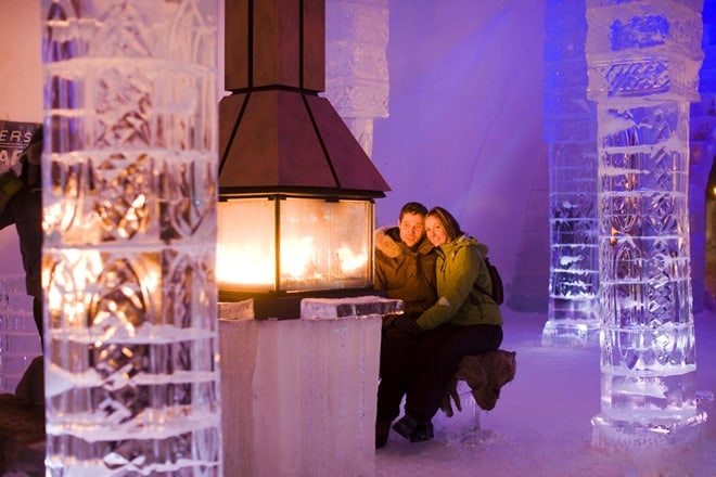 http://www.designrulz.com/wp-content/uploads/2011/12/Hotel_de_Glace_dr_34.jpg