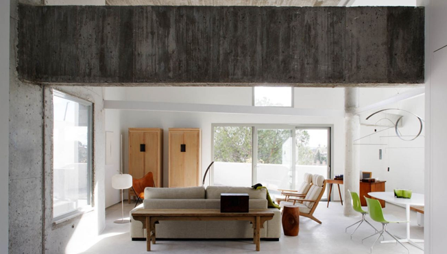 How to Use Raw Materials For An Artistic Design