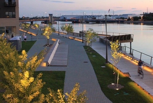 CityDeck: How to Increase Access to A River and Diversify Social Life Along It