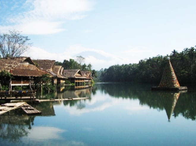 Villa Escudero with the Waterfalls Restaurant DesignRulz.com Villa Escudero with the Waterfalls Restaurant DesignRulz.com