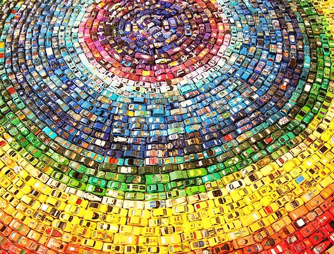 Rainbow Car Atlas Made of 2,500 Toy Cars