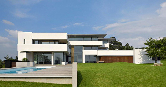 Spectacular House with Fantastic Views Over the Pool, Stuttgart