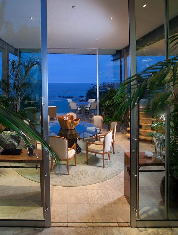 Extraordinary Laguna Beach House   DesignRulz.com